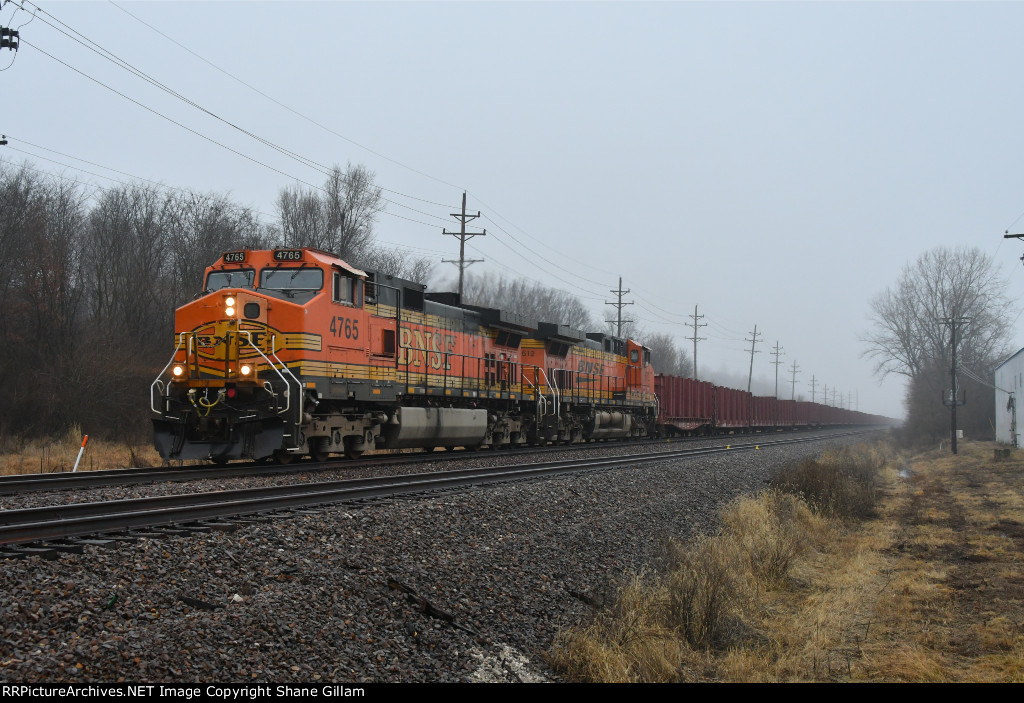 BNSF 4765